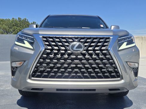 Used 2020 Lexus GX 460 Premium w/ Premium Package image 14