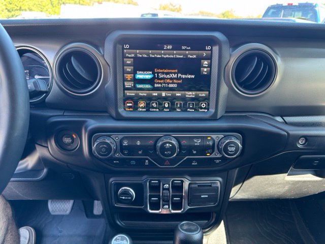 Used 2023 Jeep Wrangler Unlimited w/ Cold Weather Group AWD/4WD image 28