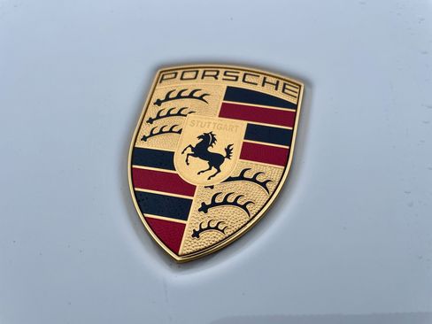 Used 2024 Porsche 911 Carrera 4 image 28