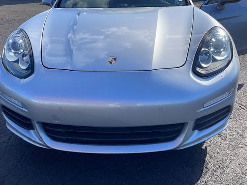 Used 2015 Porsche Panamera S RWD image 50