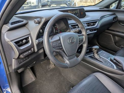 Used 2022 Lexus UX 250h image 10