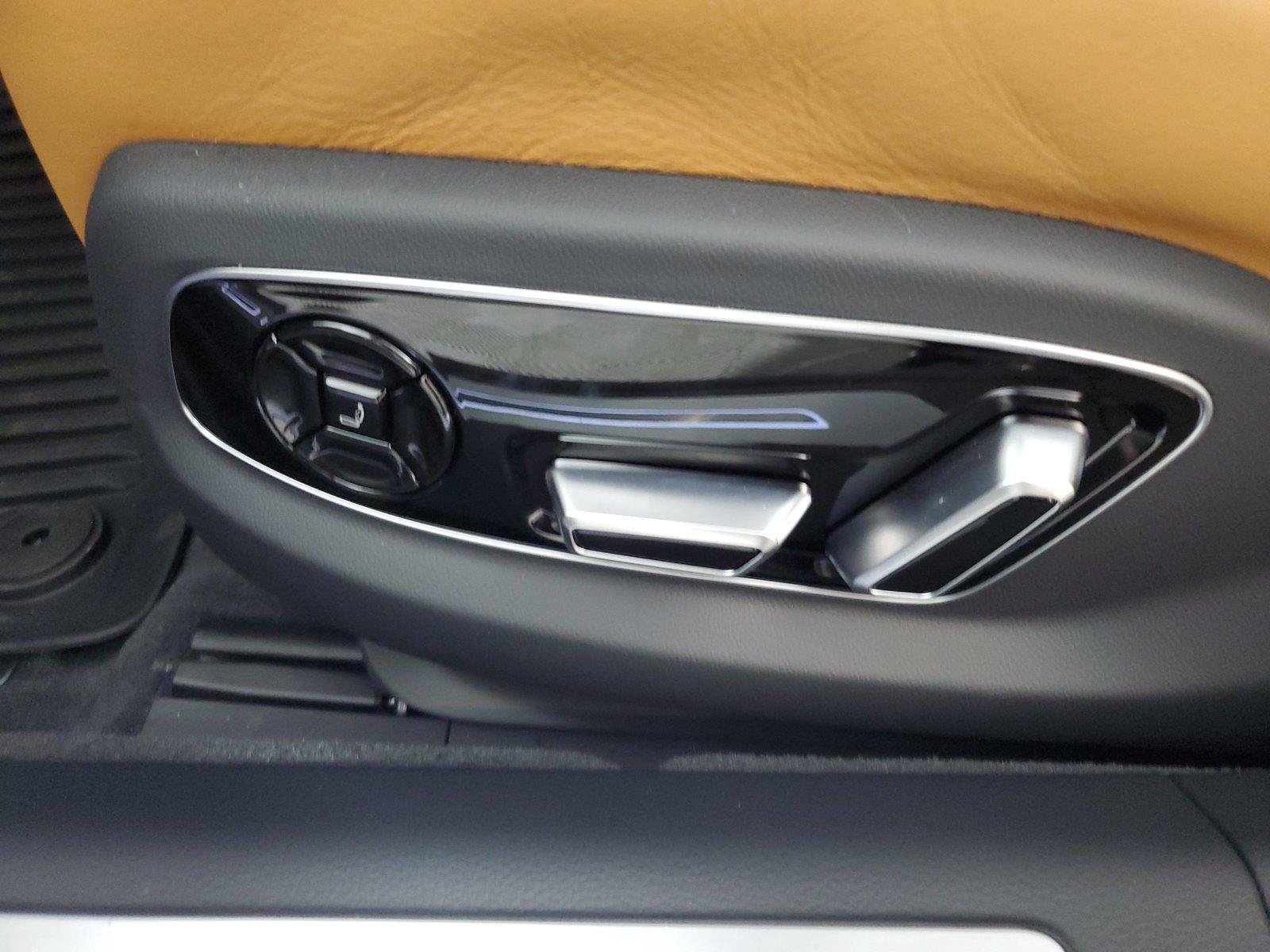 Used 2026 Audi S8 AWD/4WD image 20