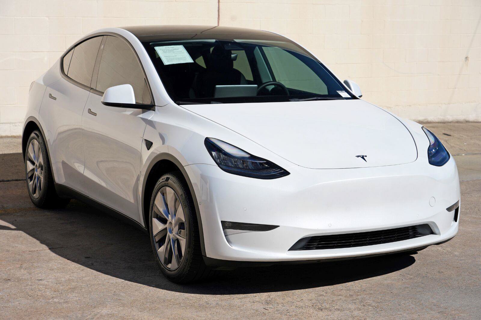 Used 2021 Tesla Model Y Long Range AWD/4WD image 53