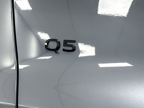 New 2025 Audi Q5 Premium AWD/4WD image 26