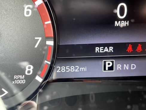 Used 2025 Nissan Frontier PRO-4X w/ Tow Package AWD/4WD image 15