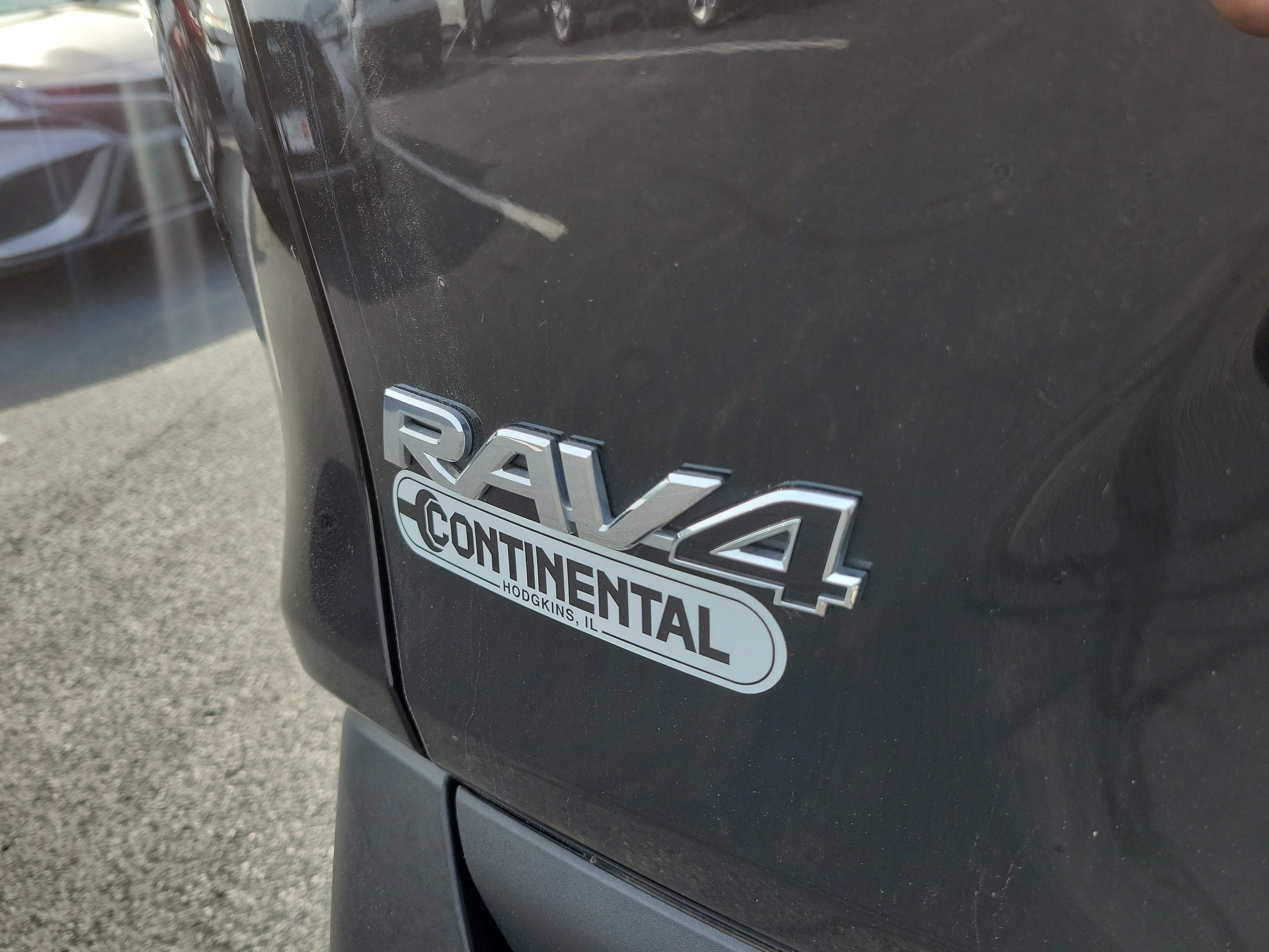 Certified 2025 Toyota RAV4 XLE AWD/4WD image 8