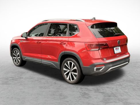 Used 2022 Volkswagen Taos SE AWD/4WD image 5