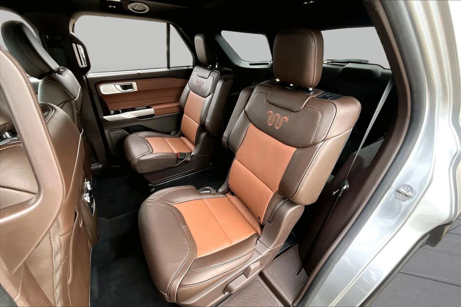 Used 2023 Ford Explorer King Ranch w/ Technology Package RWD image 21