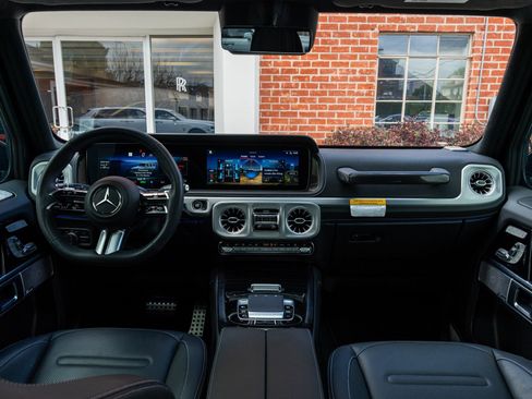 Used 2025 Mercedes-Benz G 580 w/ EQ Technology image 25