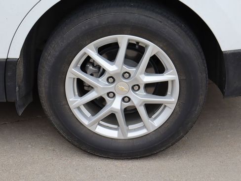 Used 2023 Chevrolet Equinox LT AWD/4WD image 27