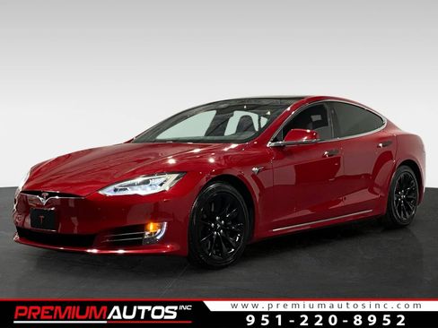 Used 2018 Tesla Model S AWD image 1