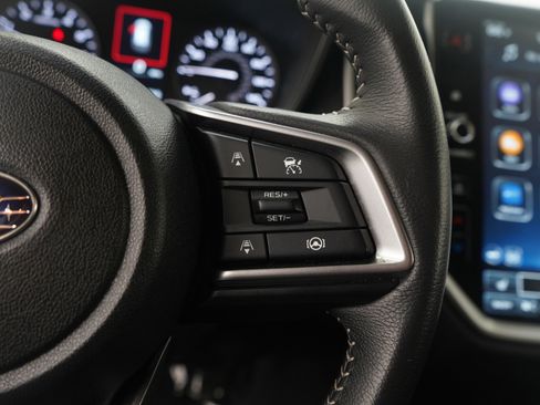 Used 2024 Subaru Ascent Premium w/ Convenience Package image 28