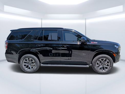 Used 2024 Chevrolet Tahoe Z71 w/ Luxury Package image 2