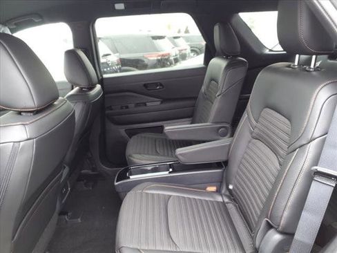 New 2025 Nissan Pathfinder Rock Creek image 31