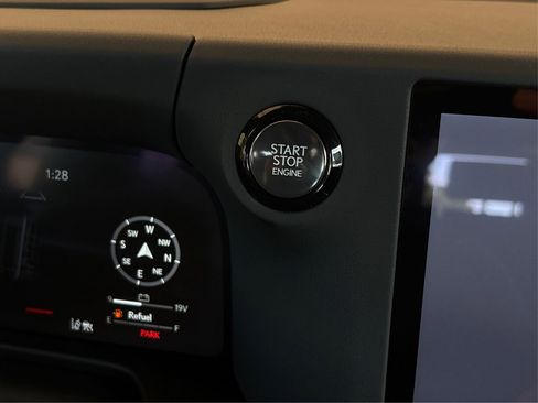 Used 2024 Lexus GX 550 image 27