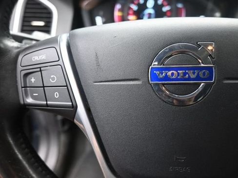 Used 2016 Volvo XC60 T5 Premier w/ Climate Package FWD image 15