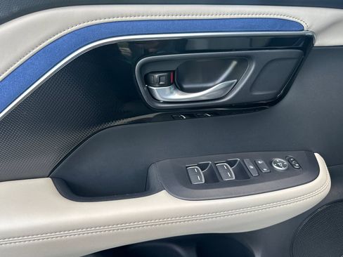 Certified 2025 Acura ADX A-Spec image 12