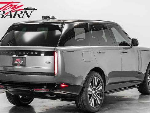 Used 2023 Land Rover Range Rover SE image 5
