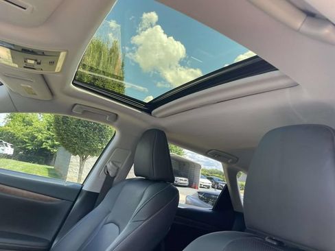 Used 2022 Lexus RX 350L FWD w/ Premium Package image 19