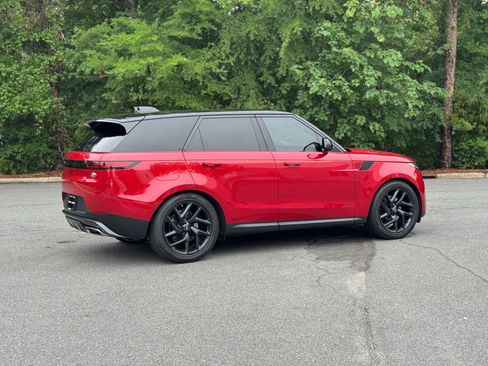 Used 2023 Land Rover Range Rover Sport SE AWD/4WD image 13