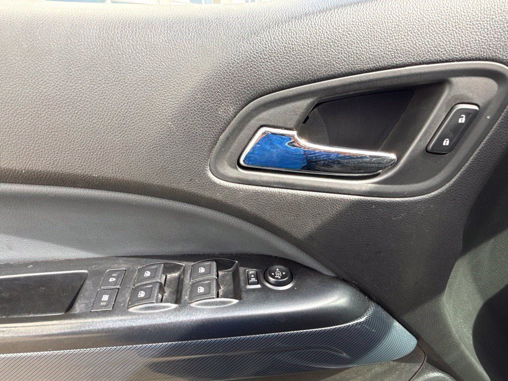 Used 2016 Chevrolet Colorado Z71 AWD/4WD image 12