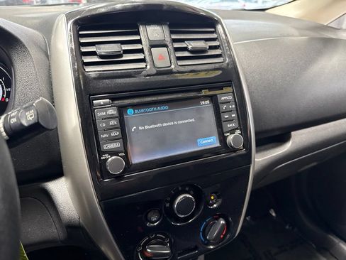 Used 2016 Nissan Versa Note SR w/ SR Tech Package FWD image 18