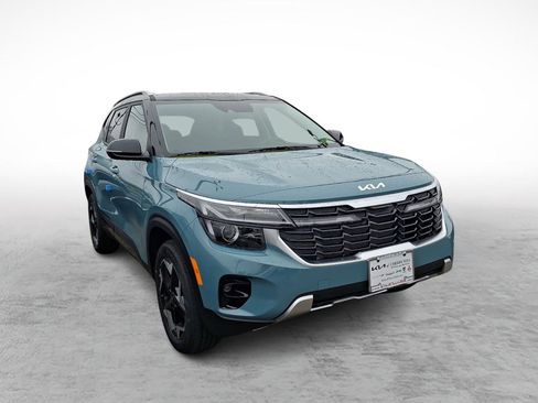 New 2026 Kia Seltos S image 3