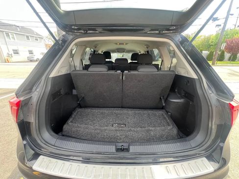 Used 2018 Volkswagen Tiguan S FWD image 10