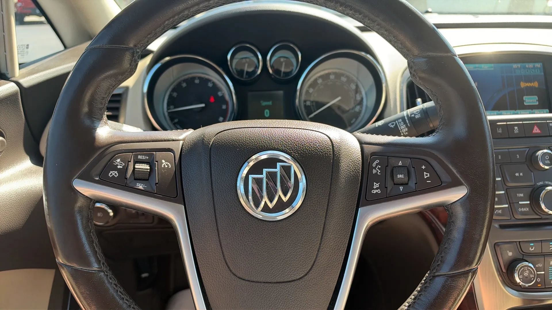 Used 2015 Buick Verano Leather FWD image 13