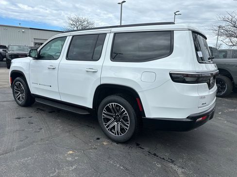 New 2026 Jeep Grand Wagoneer 4WD image 3