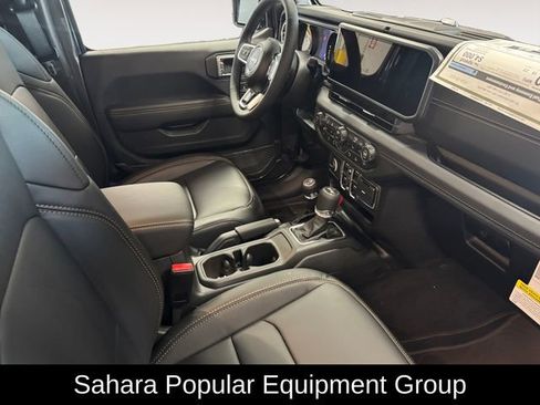 New 2026 Jeep Wrangler Unlimited Sahara AWD/4WD image 4