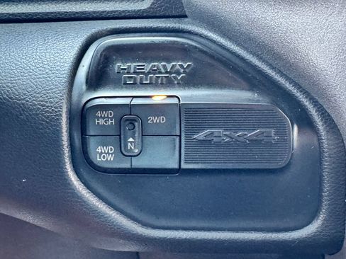 Used 2022 RAM 3500 Tradesman w/ Chrome Appearance Group AWD/4WD image 29