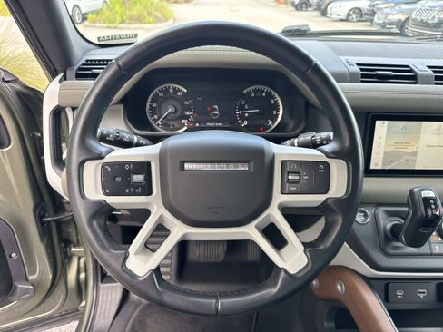 Used 2023 Land Rover Defender 90 S AWD/4WD image 23