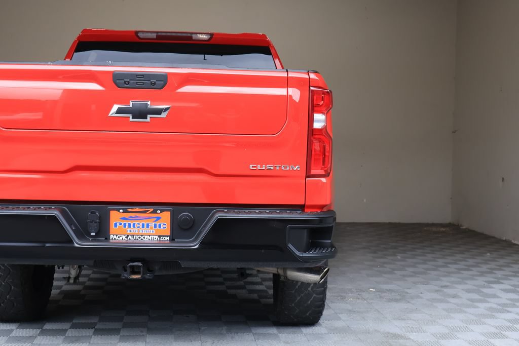Used 2021 Chevrolet Silverado 1500 Custom Trail Boss w/ Safety Confidence Package AWD/4WD image 12