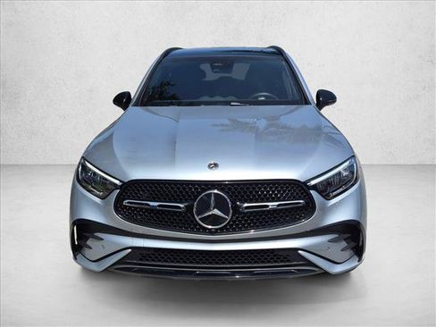 Certified 2026 Mercedes-Benz GLC 300 4MATIC image 2