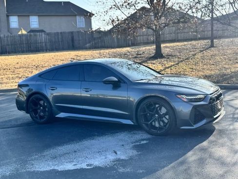 Used 2024 Audi RS 7 Performance w/ Matte Carbon Package image 7