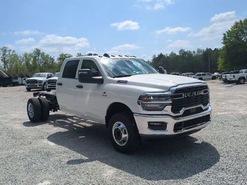 New 2026 RAM 3500 Tradesman w/ Chrome Appearance Group A image 7