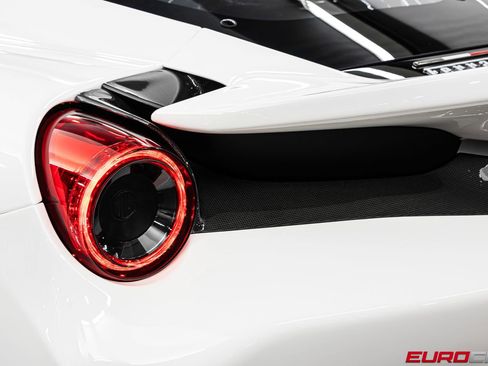 Used 2020 Ferrari 488 Pista Coupe image 27