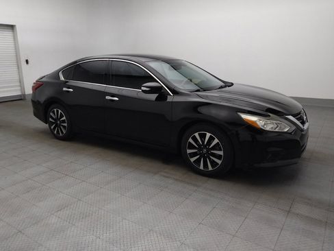 Used 2018 Nissan Altima 2.5 SL FWD image 11