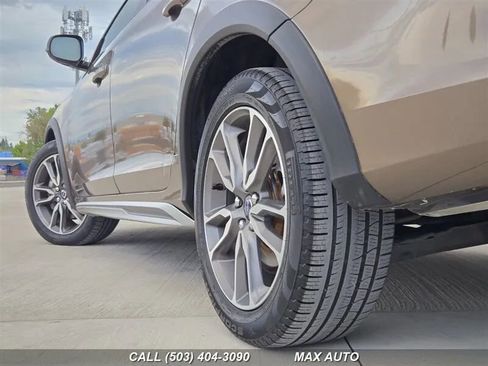 Used 2016 Volvo V60 T5 Cross Country w/ Convenience Package image 33