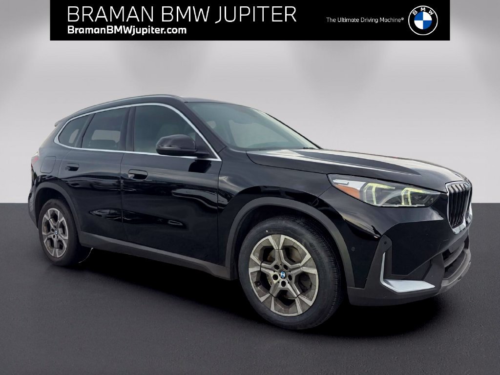 Certified 2023 BMW X1 xDrive28i AWD/4WD image 1