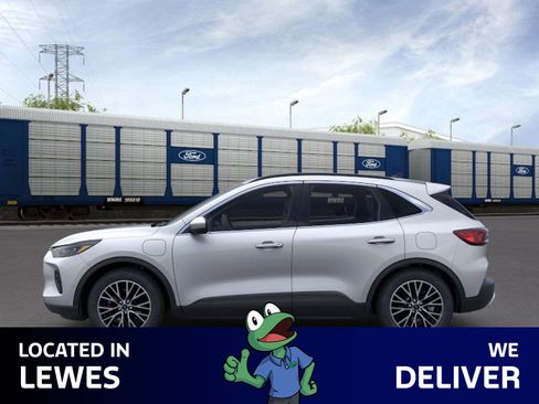 New 2024 Ford Escape SE w/ PHEV Premium Package image 4