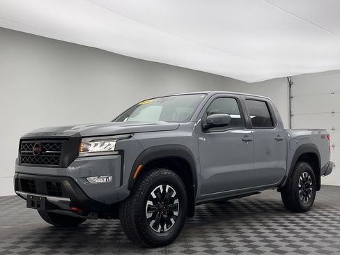 Used 2024 Nissan Frontier PRO-4X w/ Technology Package AWD/4WD image 2