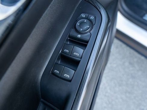 Used 2020 GMC Acadia SLT image 27