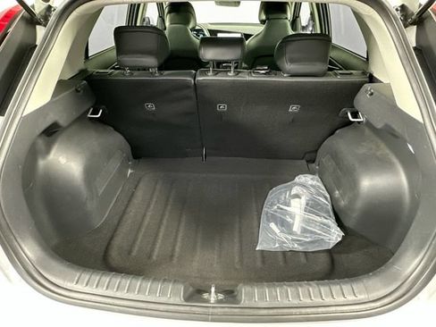 Used 2023 Kia Niro EX Touring FWD image 32