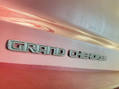 Used 2020 Jeep Grand Cherokee Limited X AWD/4WD image 14