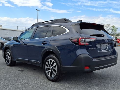 Used 2025 Subaru Outback Premium w/ Popular Package #1A AWD/4WD image 20