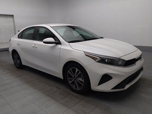 Used 2022 Kia Forte LXS FWD image 11