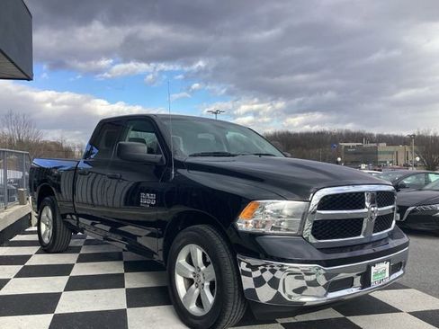 Used 2024 RAM 1500 Classic SLT image 4