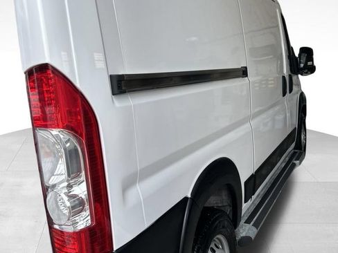 Used 2025 RAM ProMaster 2500 w/ U-Haul Equipment Group FWD image 2